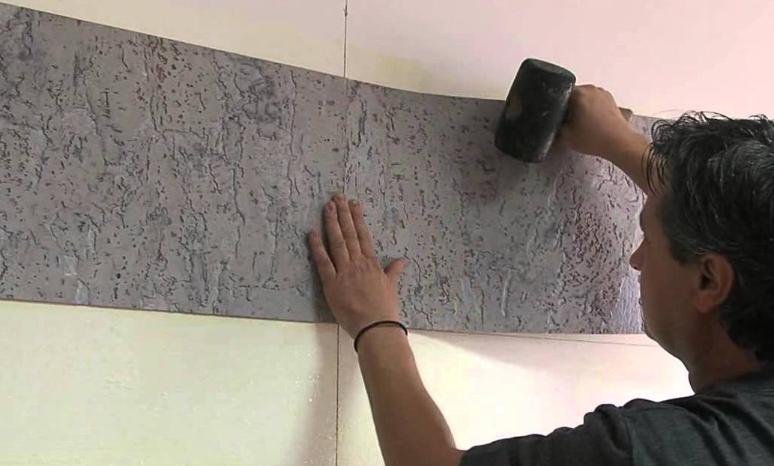 Монтаж настенной пробки