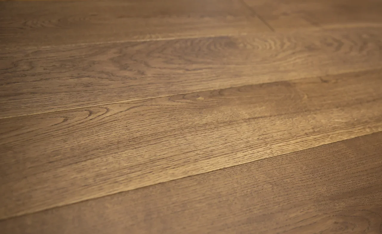 Инженерная доска шириной 180 мм Woodlight Гефест шпон 1,5 мм для квартиры и дома