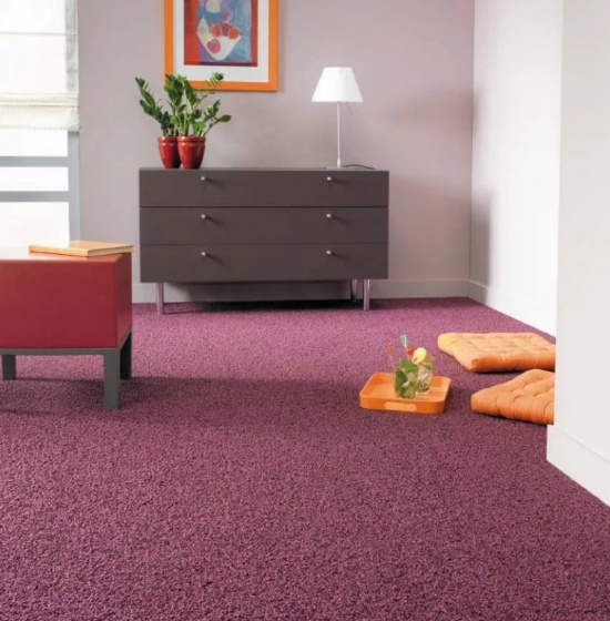 Ковролин цветной в интерьере Цветной ковролин в интерьере