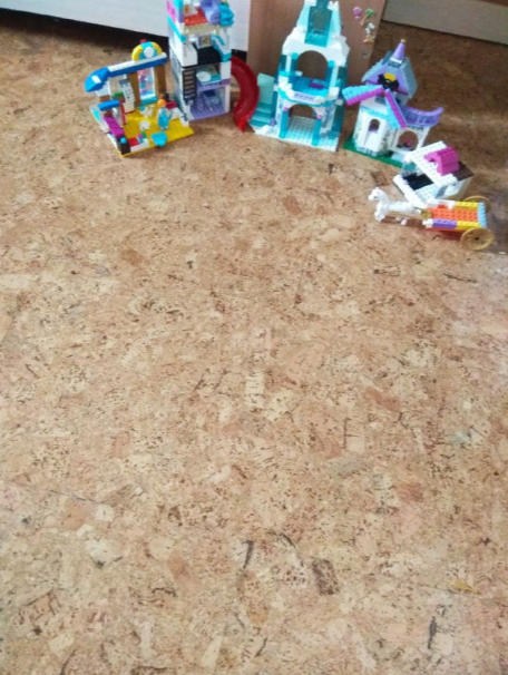 Клеевой пробковый пол недорогой Клеевой пробковый пол плюсы